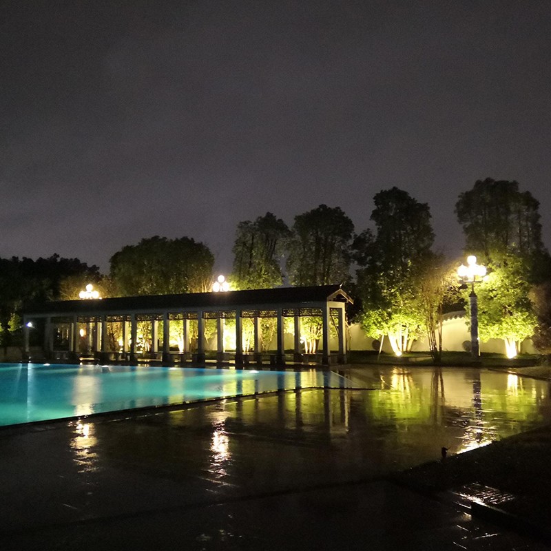 Lampadaire solaire LED FORMENTERA 30W 3000Lm avec capteur PIR + mouvement