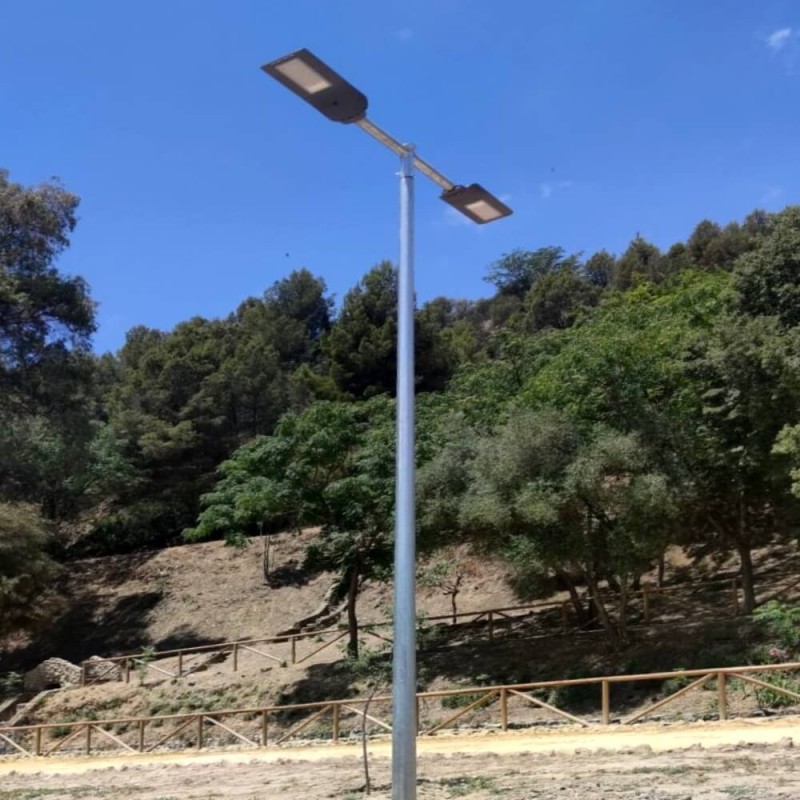 Farola solar LED 120W PRO Bridgelux 2600Lm con sensor radar