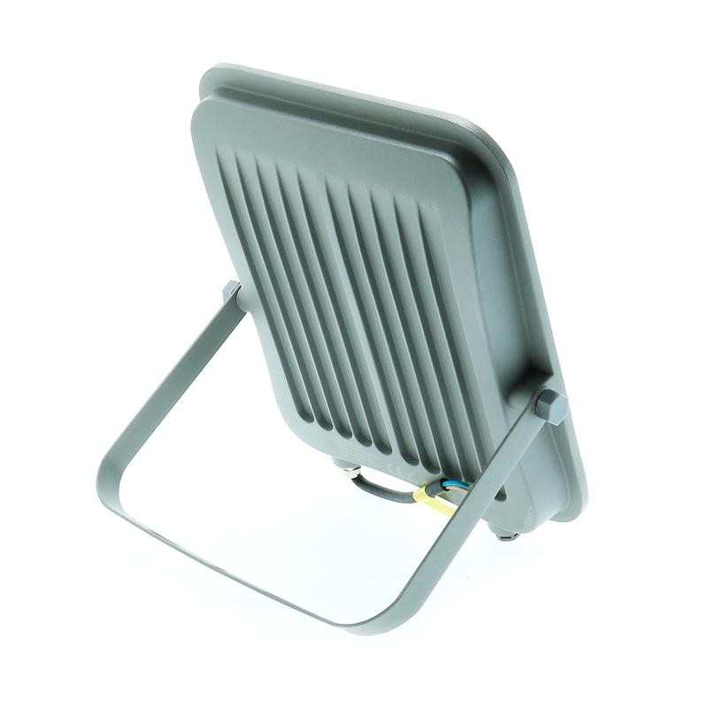 Proiettore LED 150W dimmerabile chip OSRAM 18000Lm IP65