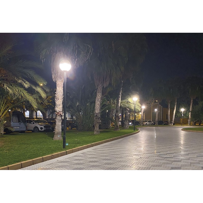 Lampadaire SPHÉRIQUE Globe anti pollution lumineuse pour lampes E27