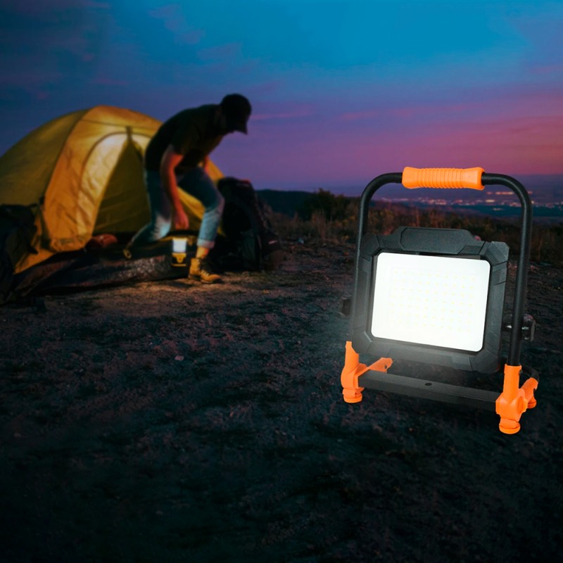 10W Rechargeable LED PRO Floodlight 1300Lm with Powerbank Function