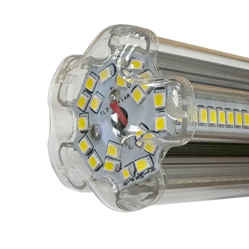 8W E27 LED bulb with twilight sensor 1100Lm