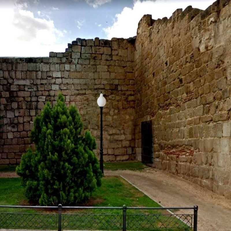 Farola vial GRAN VÍA opal para lámpara LED E27