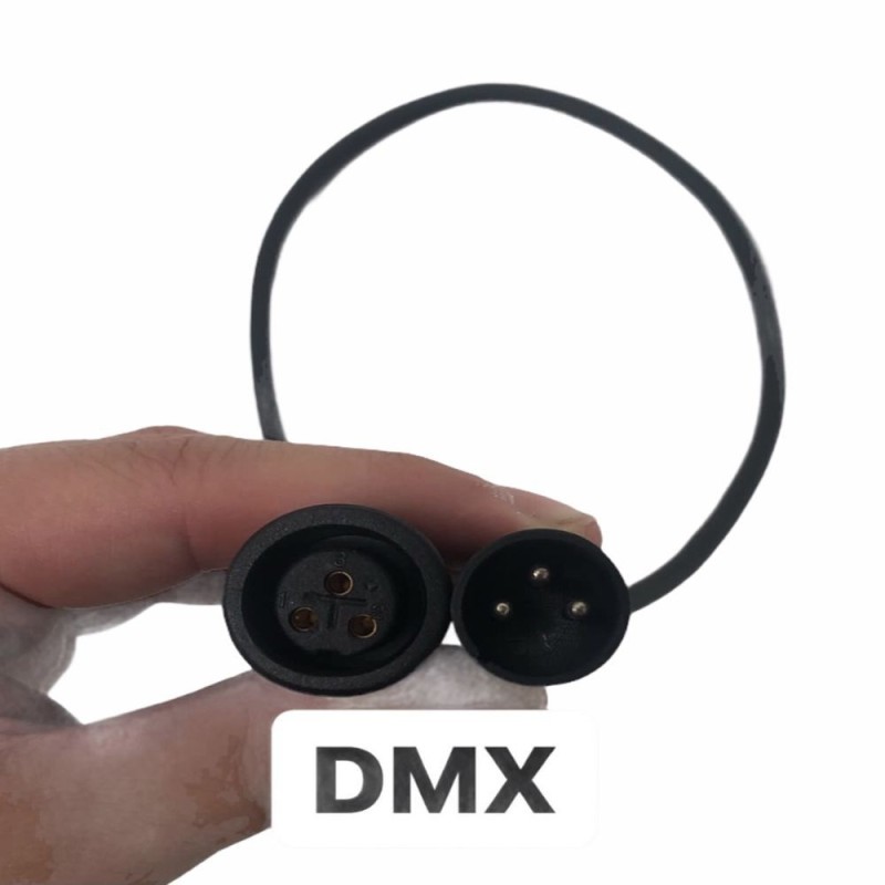 Spot LED pour spectacles 90W RGBW DMX IP65