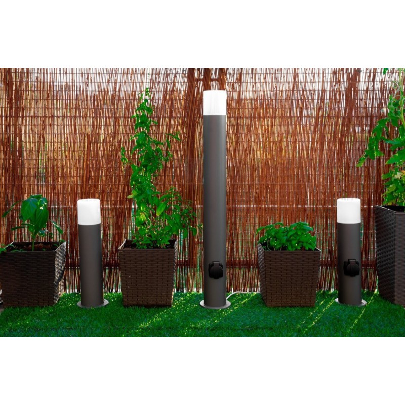 Borne lumineuse CORTA 80 E27 pour chemins avec prise